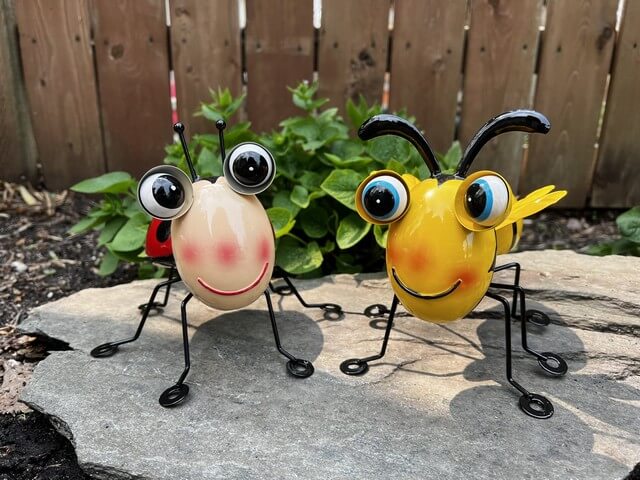 Metal Bee and Ladybug Ornaments Figurines Wall Decorations