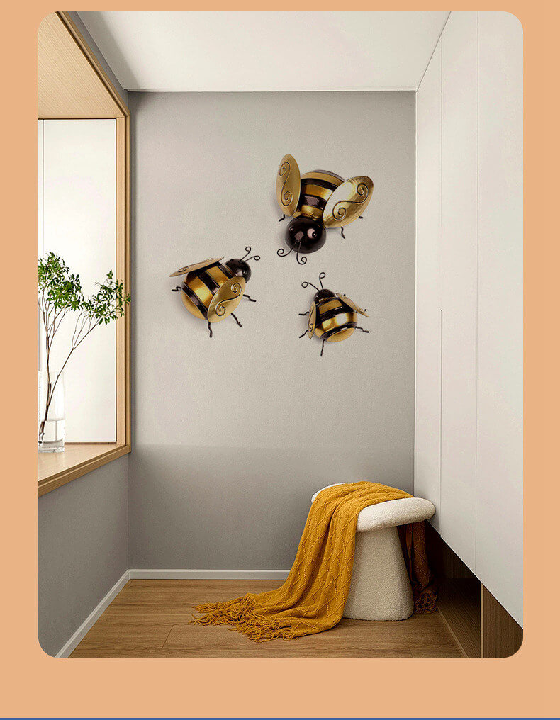 gold bee wall art (16)