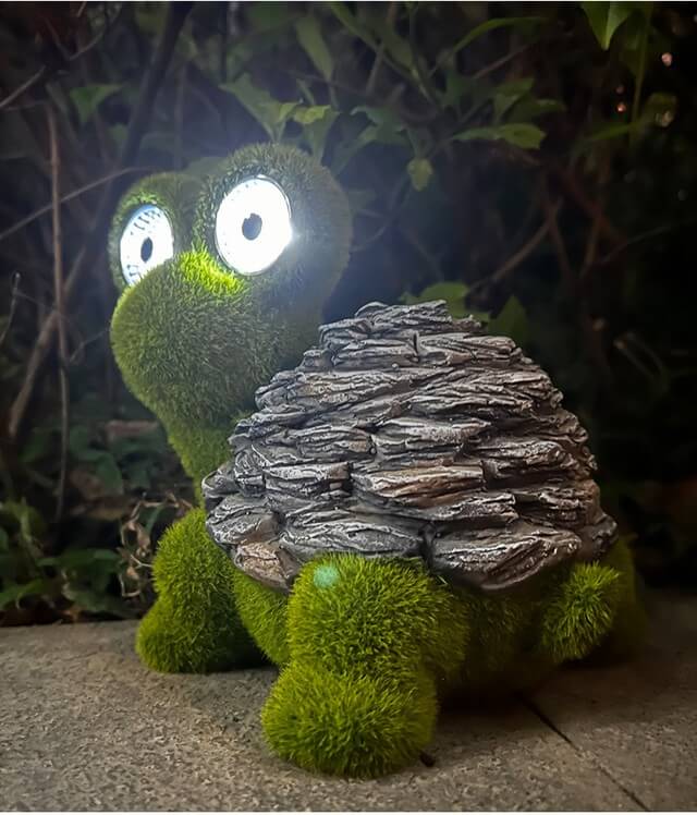 Wholesale Moss Polyresin Outdoor Solar Tortoise And Bird Garden Lawn Statue