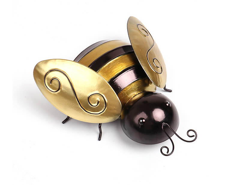 gold bee wall art (11)