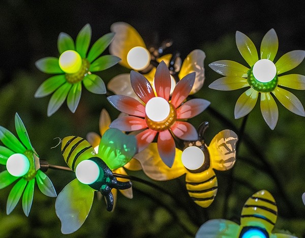 animal solar firefly lights 2