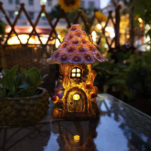 Customize Wholesale Outdoor Solar Resin Flower Lighthouse Garden Statue Fairy House Figurines Decor