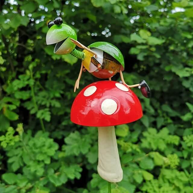 mushroom garden stake 6