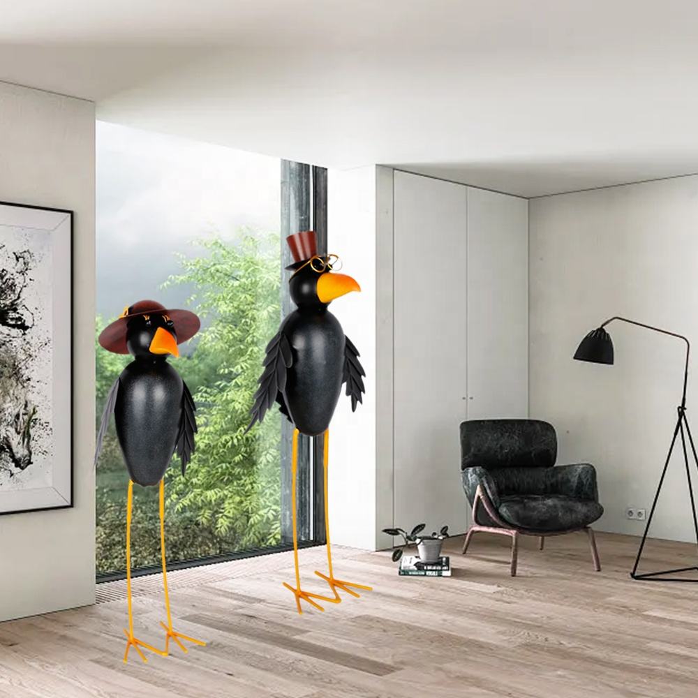 Decorative Metal Sculpture Black Painted Crow Statue Vivid Animal Ornaments For Home Decor