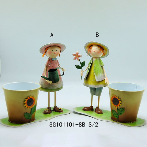High Quality Metal Boy And Girl Flower Pot Garden Decoration