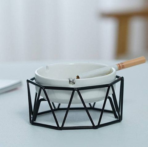 Nordic Modern Trend Metal Geometry Creative Ashtray For Living Room Home Odorless Office Desktop Decorations