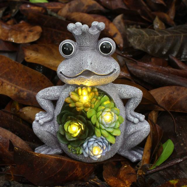 Succulent Frog Lighting