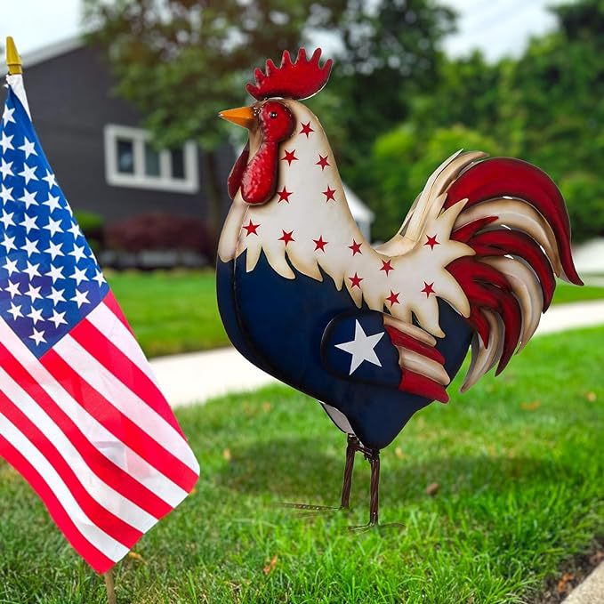 Metal Patriotic Rooster Statue for Independence Day Rustic Yard Signs Decor