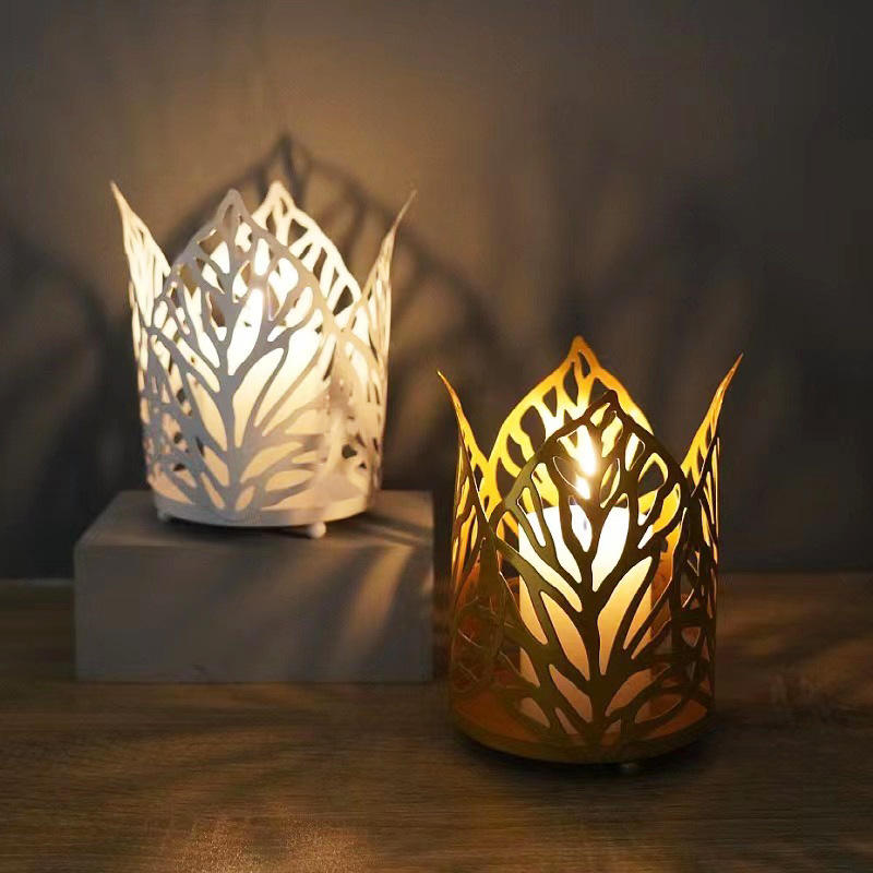 2022 Hot Design Retro Leaf Metal Candle Holders For Home Wedding Party Decor