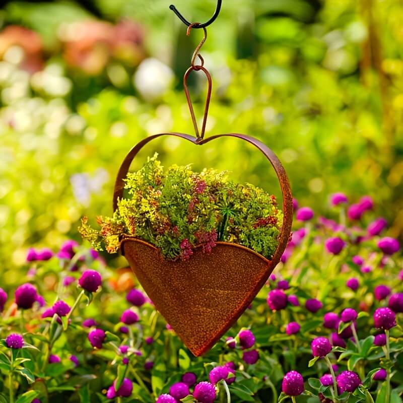 hanging hart flower pot (2)