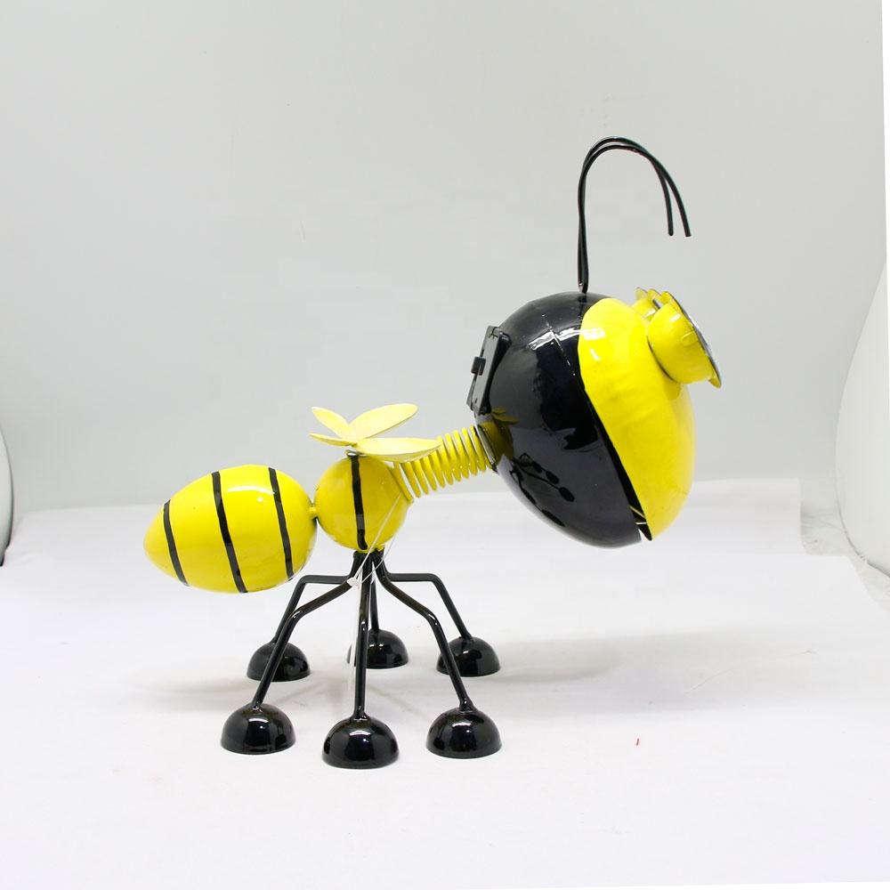 High Quality Yellow Insect Solar Mini Hornet Lamp with Garden Lighting Decoration