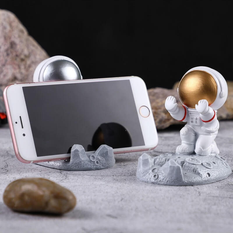 wholesale Astronaut series multifunctional resin ornaments as perfect gifts