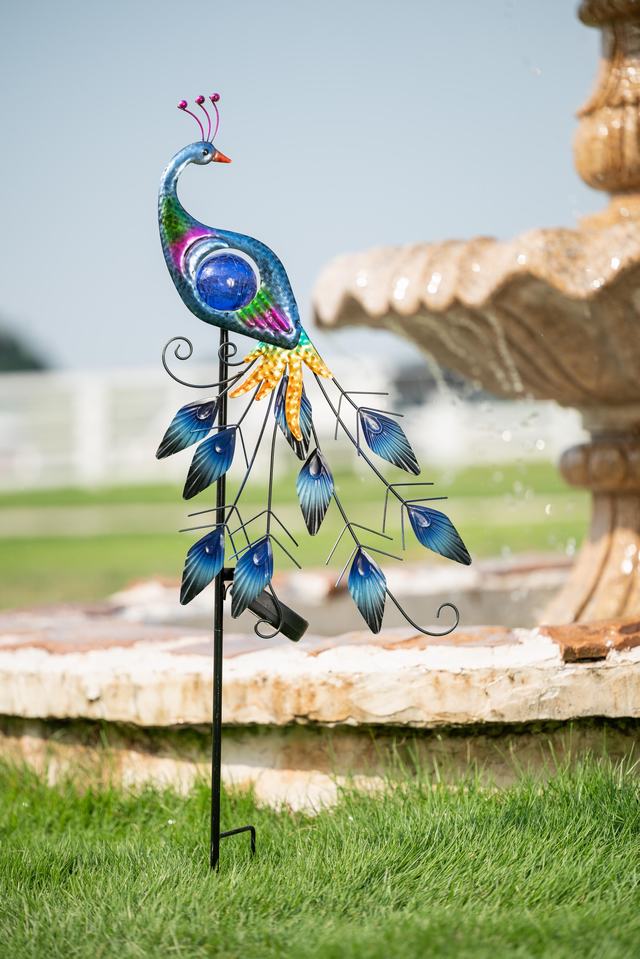 Metal Peacock garden sculpture