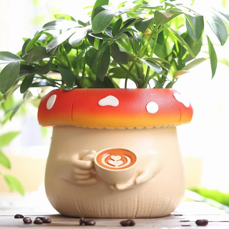 Unique Cute Mushroom Head Plant Pots Resin Planter with Drainage